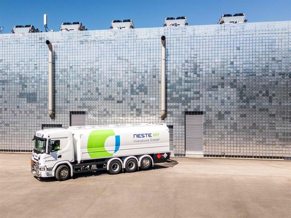 Neste MY Renewable Diesel to power Verne data centers’ backup
