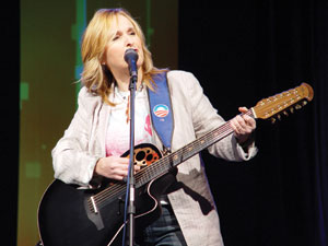 Melissa Etheridge rocks the house at the 2009 National Biodiesel Conference and Expo. /PHOTO: NATIONAL BIODIESEL BOARD