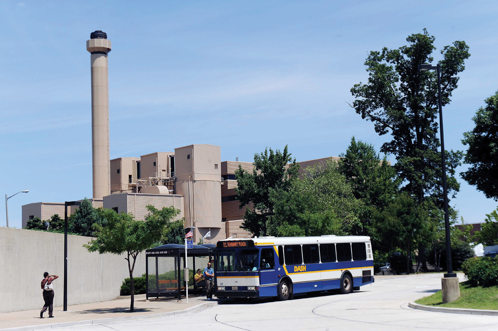 GOOD NEIGHBORS: Covanta constantly improves emissions and efficiencies at its plants like this one in Alexandria, Va.  