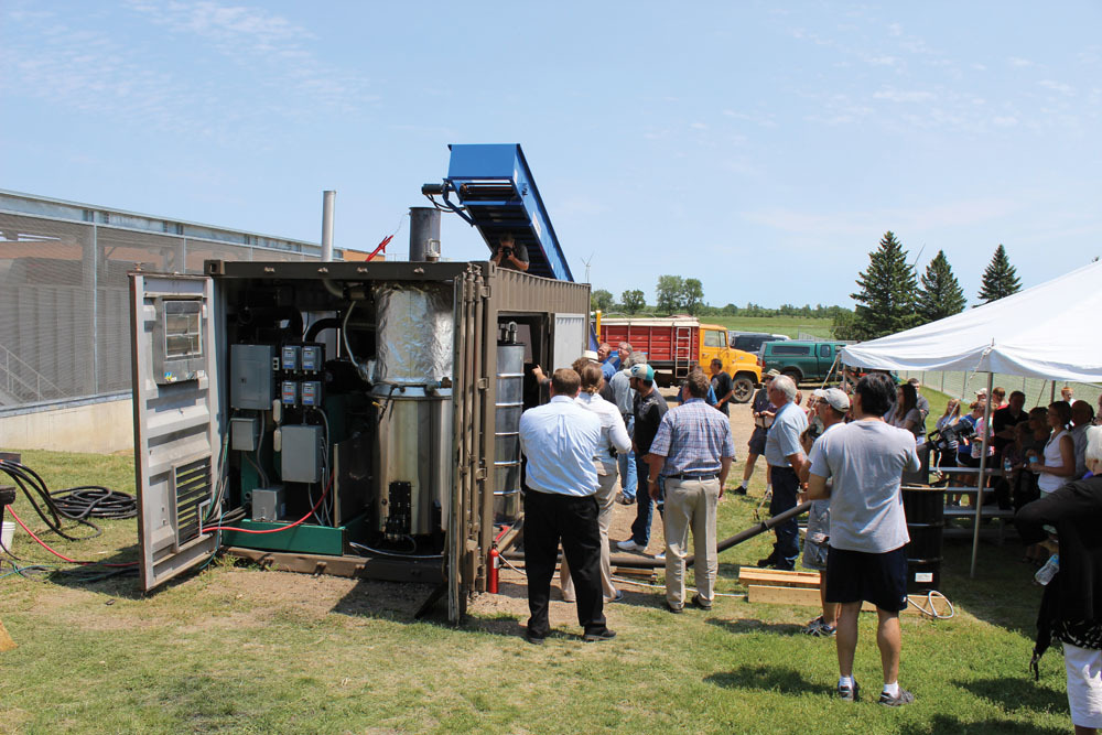 Demonstrating Success: The University of Minnesota Morris hosted a demonstration of the PowerTainer in June. 