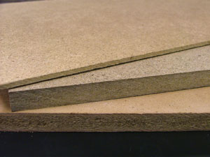 APF can be integrated into wood production. The top board is a hard fiberboard with high APF density. The middle fiberboard has medium APF density and the bottom fiberboard sheet is medium density.