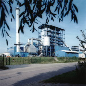 This 10 megawatt biomass power plant in Germany was built by Siemens AG, and is powered by timber and wood waste. 