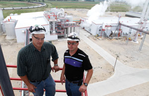 Homeland Energy Solutions LLC in Lawler, Iowa, is an example of an ethanol plant that employs in-house engineering staff. Don Mork, left, is a mechanical engineer and the plant?s maintenance manager, and Kevin Howes, right, is a chemical engineer and